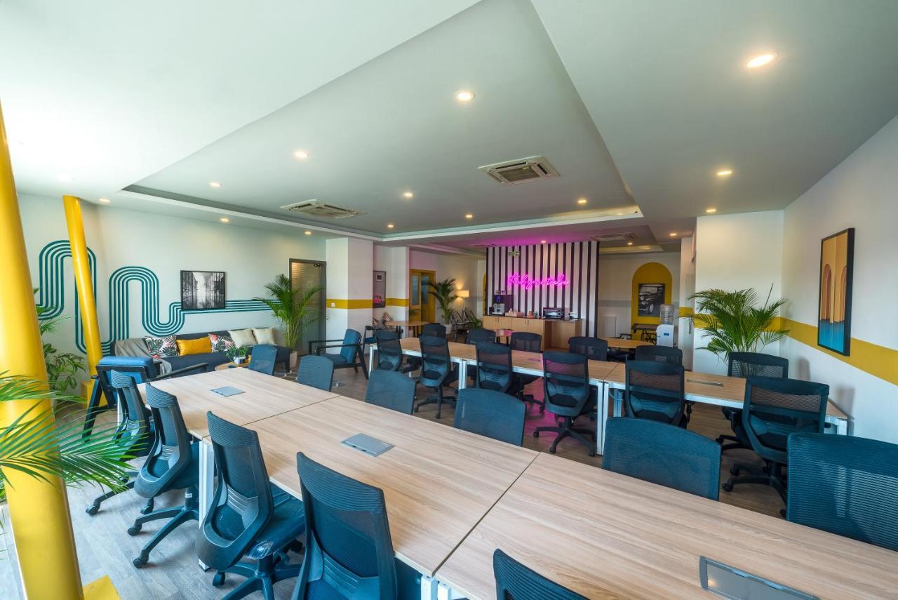 Olive Hotel Indiranagar By Embassy Group Bangalore Exterior foto